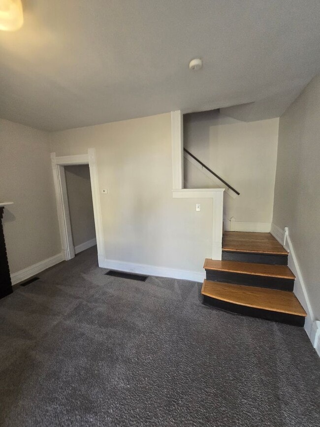 Building Photo - 41 N Guilford Ave