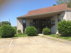 Building Photo - 300 Garcia Dr