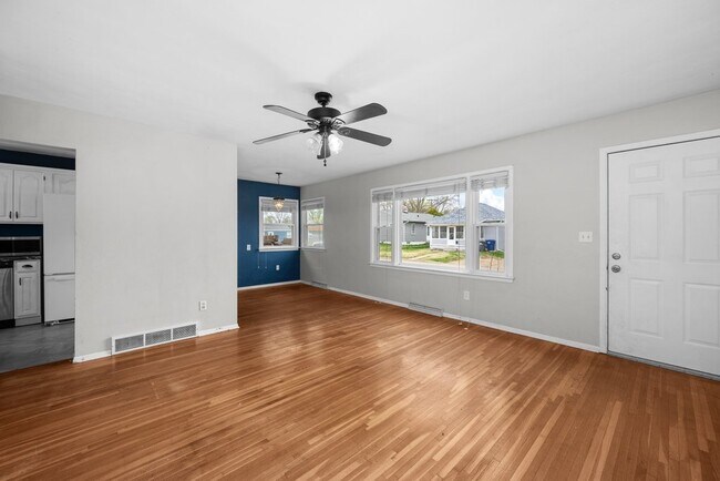 Foto del edificio - 1815 Cody St