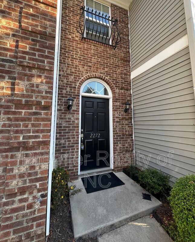 Photo - 2272 Hartfield Cir House