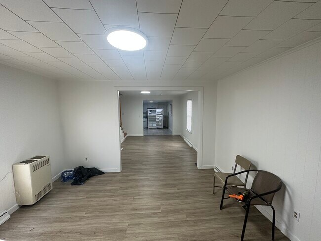 Foto del edificio - Charming and Convenient 2-Bedroom Rental H...