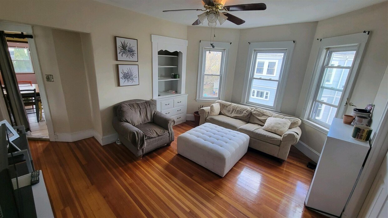Foto principal - 82 Grant Ave