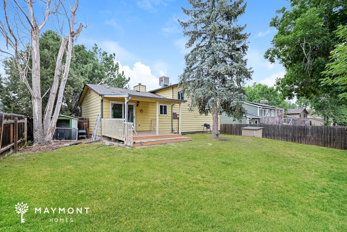 Foto del edificio - 9338 W Lake Dr