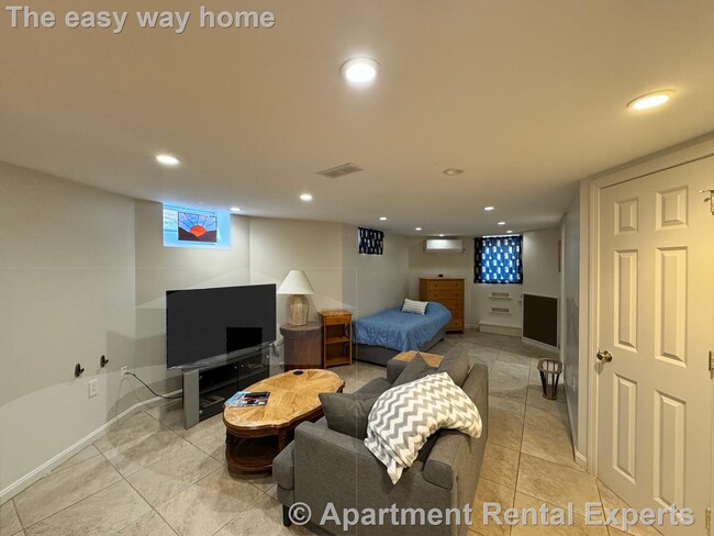 Building Photo - Fresh Pond/Cambridge - Fully Furnished Stu...