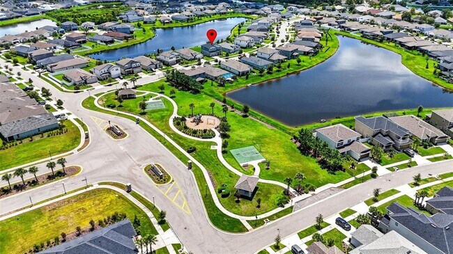 Foto del edificio - 7182 Heron Walk Ln