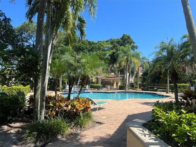 Foto del edificio - 1749 Village Blvd