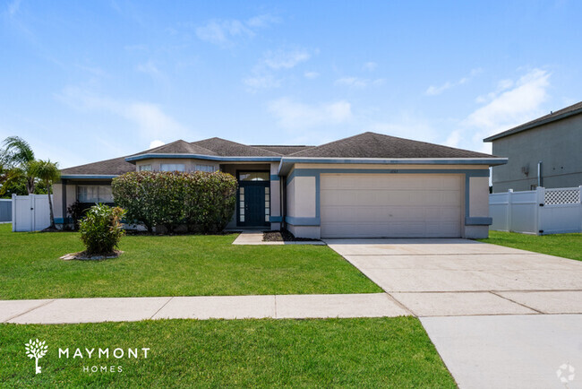 Building Photo - 14747 Day Lily Ct