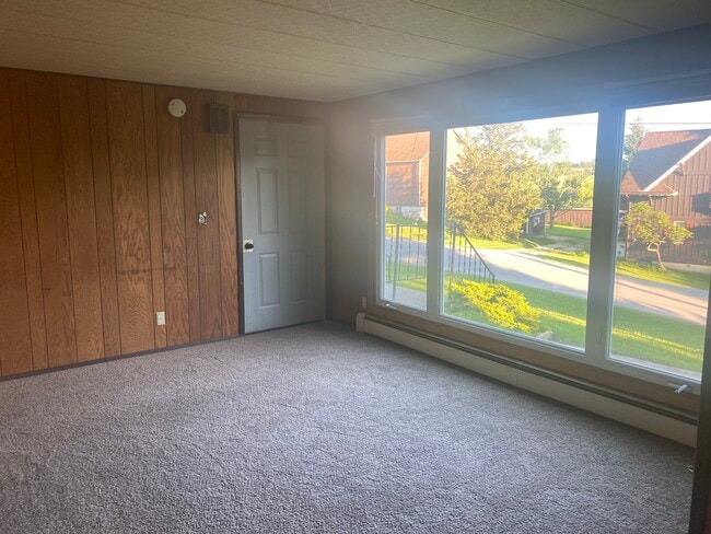 Foto del edificio - 326 Menomonee St