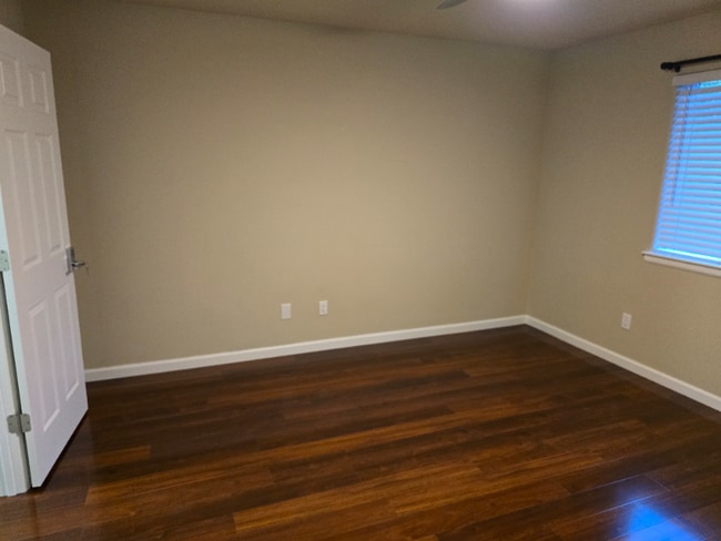 Foto del edificio - 14729 Meadow Rd