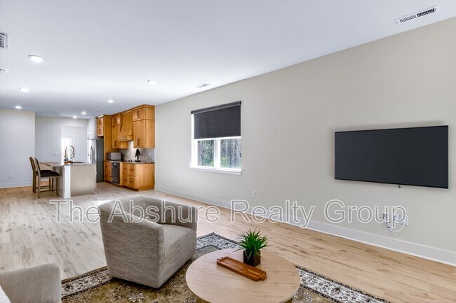 Building Photo - 806 Dorset Strm Dr