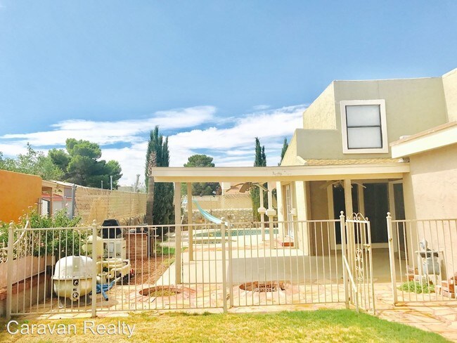 Building Photo - 10746 Fury Ln