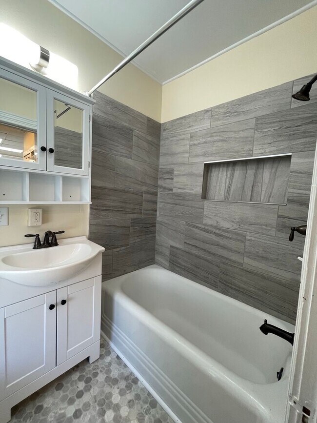 Foto del edificio - 46 N Prospect St