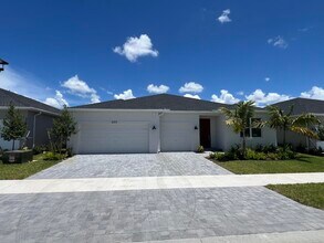 Building Photo - 6313 Cloverdale Ave