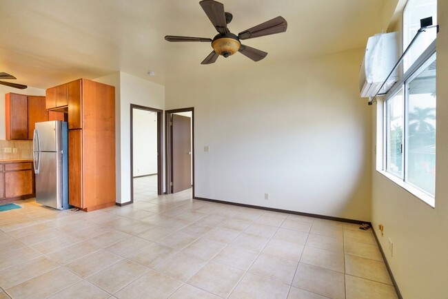 Foto del edificio - 2 Bed/1.5 Bath Upstairs Lihue Apartment fo...