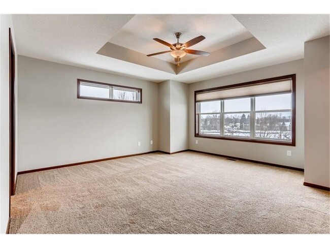 Building Photo - 2625 Cascade Ln