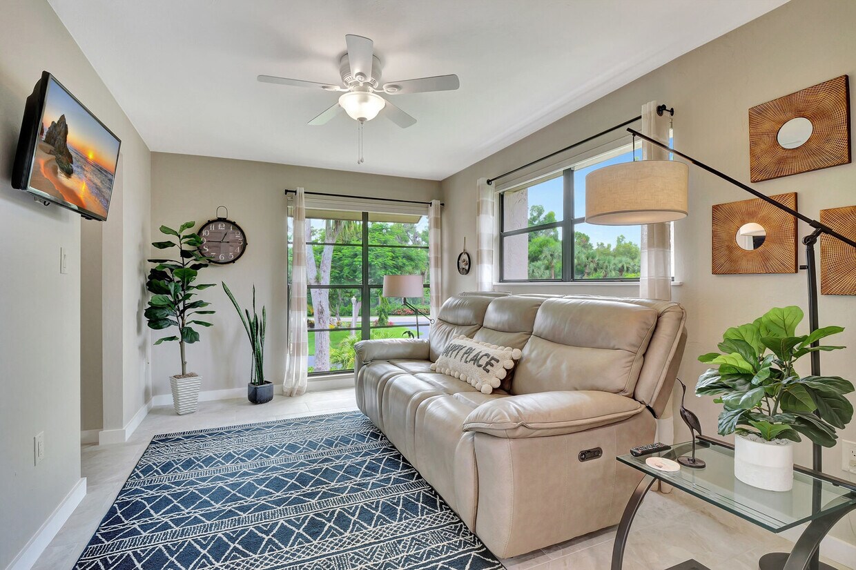 Foto principal - 16436 Timberlakes Dr