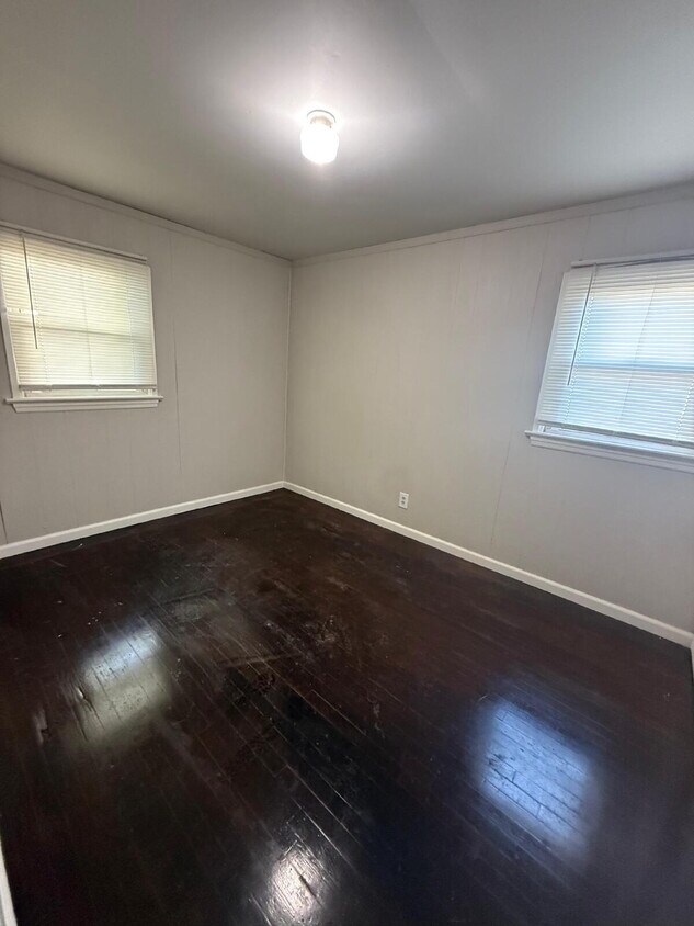 Foto principal - 1117 Redman Blvd