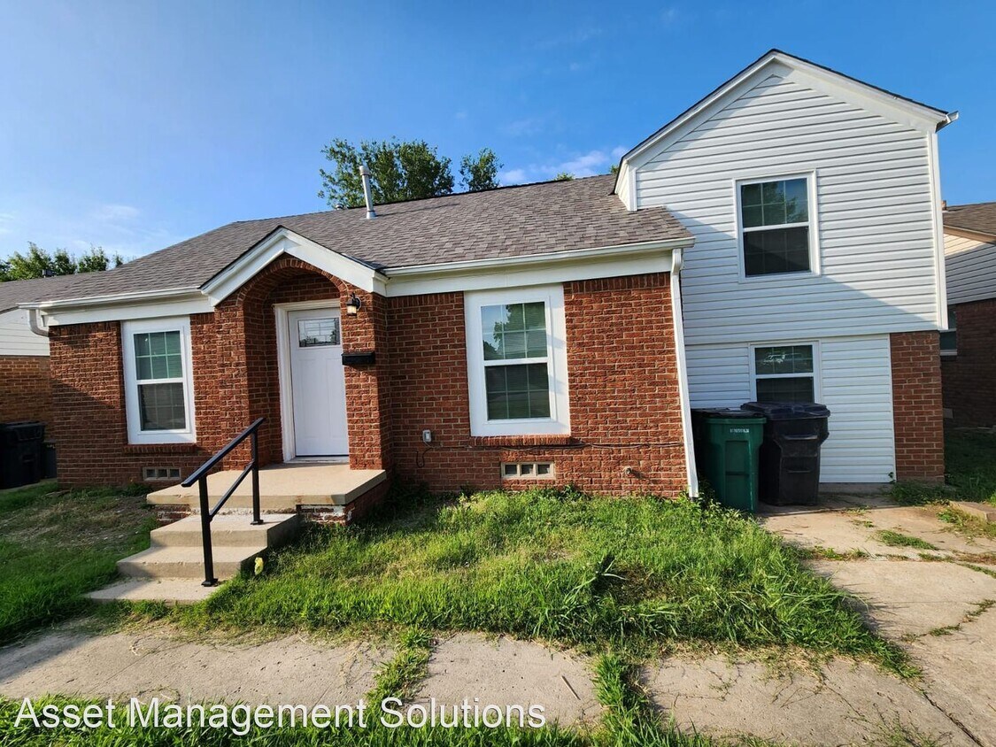 Primary Photo - 3 br, 2 bath House - 720 SW 46th St.