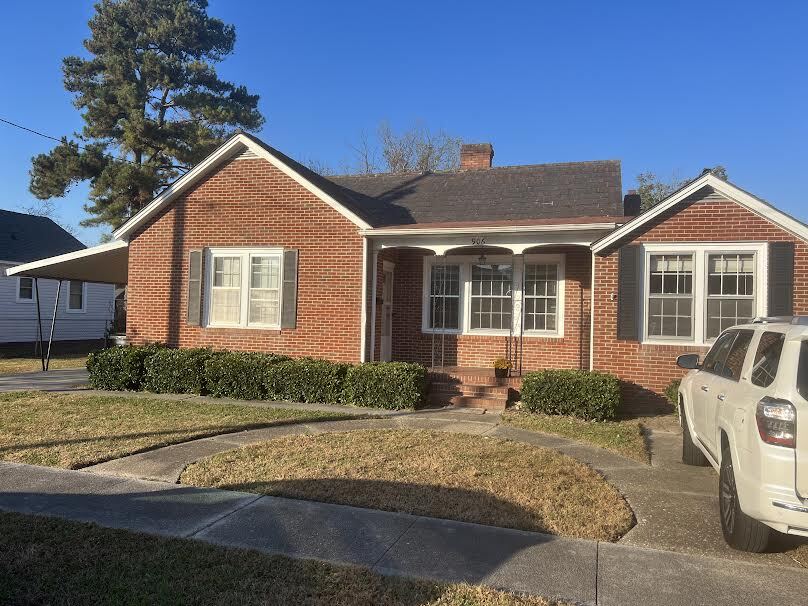 906 Maple St, Elizabeth City, NC 27909 House Rental in Elizabeth City