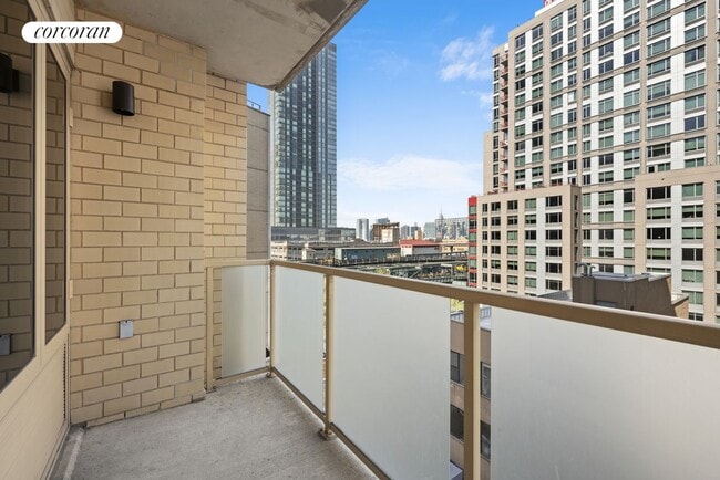 Building Photo - 4134 Crescent St