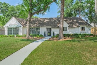Building Photo - 12210 Broken Bough Dr
