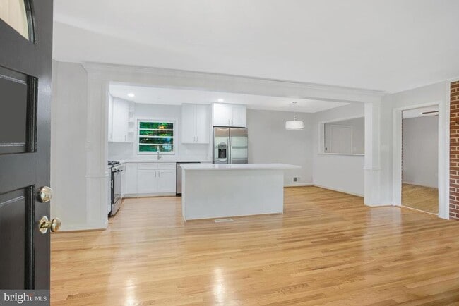 Foto del edificio - 1117 Westbriar Ct NE