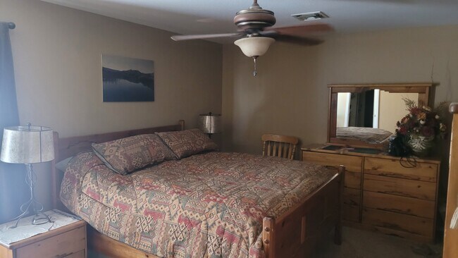 Foto del edificio - 3850 McCulloch Ln