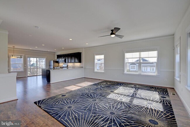 Foto del edificio - 104 Santa Fe Ct