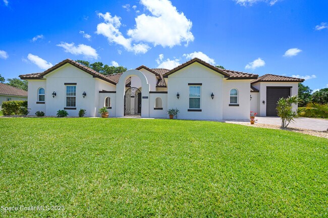 Foto del edificio - 4905 Stafford Dr