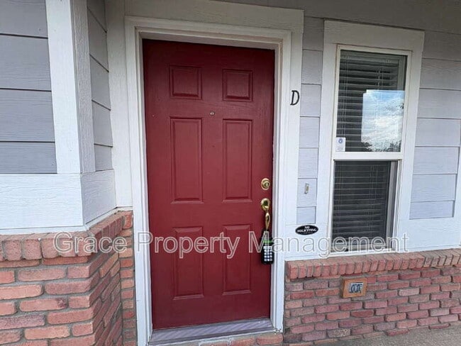 Foto del edificio - 5770 N Argonne St
