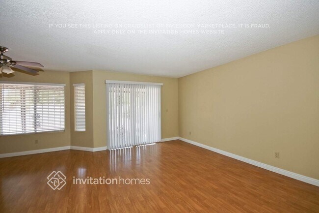 Foto del edificio - 8404 Stapleton Ave