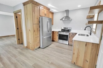 Building Photo - 53 Brook Cir