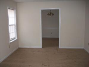 Building Photo - 3912 Bowen Dr