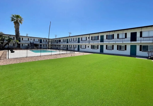 Building Photo - The Onyx  Apartments