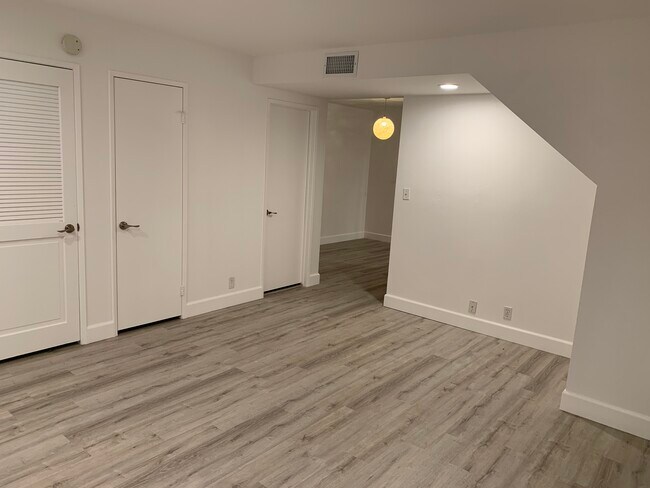 Foto del edificio - 41 Harkness Ave