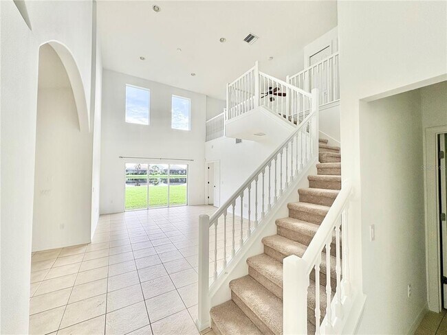 Foto del edificio - 227 Golden Harbour Trail