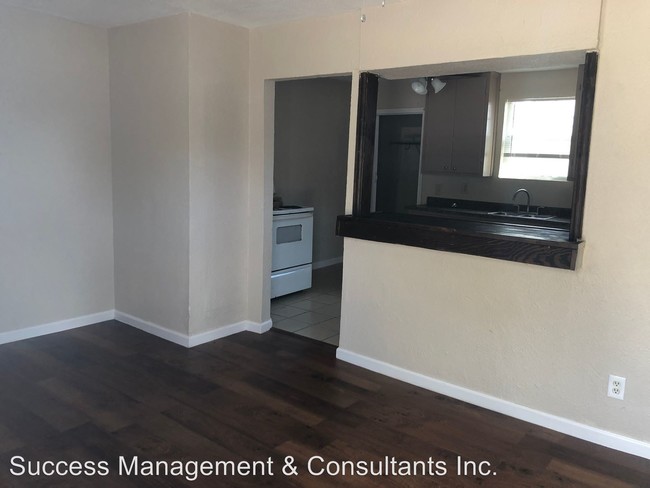 Foto del edificio - 2308 NW 12th St