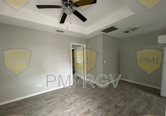 Building Photo - 1416 Quitaca Dr