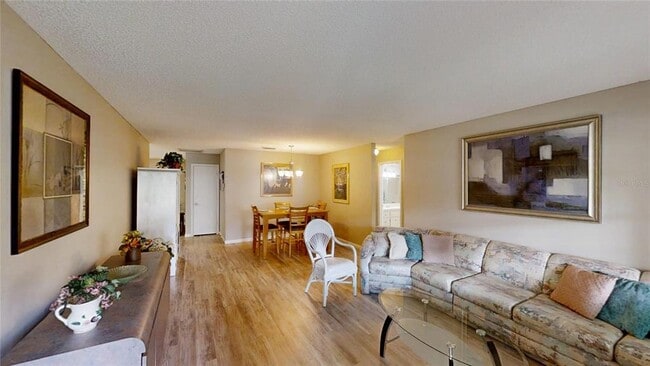 Building Photo - 8430 SW 90th Ln
