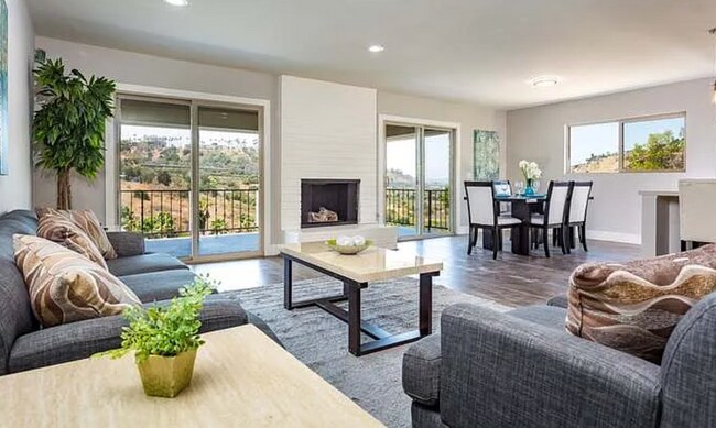 Foto del edificio - 5620 Adobe Falls Pl