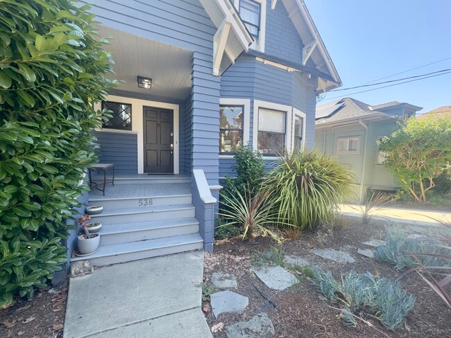 Building Photo - 538 Chetwood St