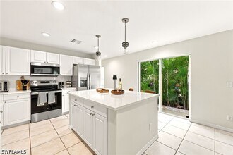 Building Photo - 10650 Ragsdale St
