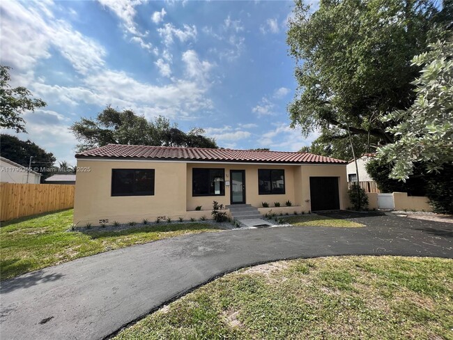 Foto del edificio - 130 NW 103rd St