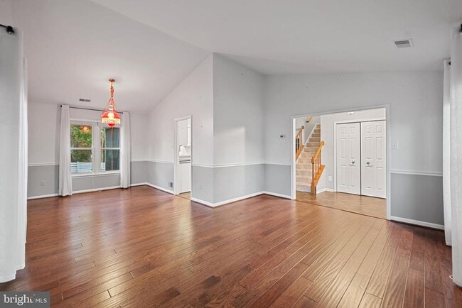 Building Photo - 14551 Lock Dr