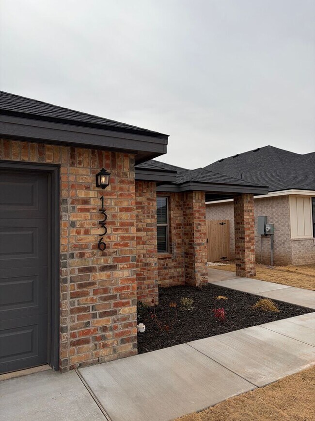 Building Photo - Brand New in Shenandoah