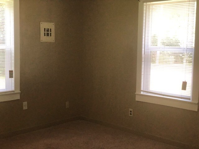 Fotografía del edificio - 3758 Alta Vista Dr E