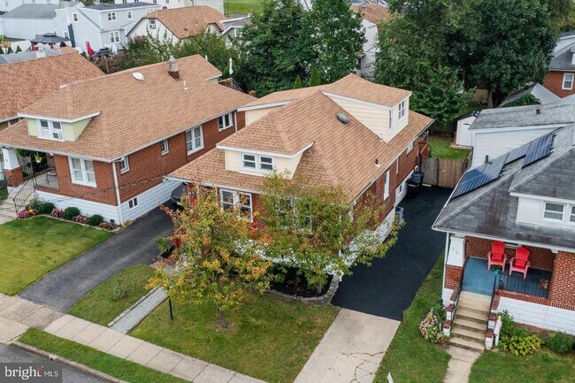 Foto del edificio - 22 W 6th Ave