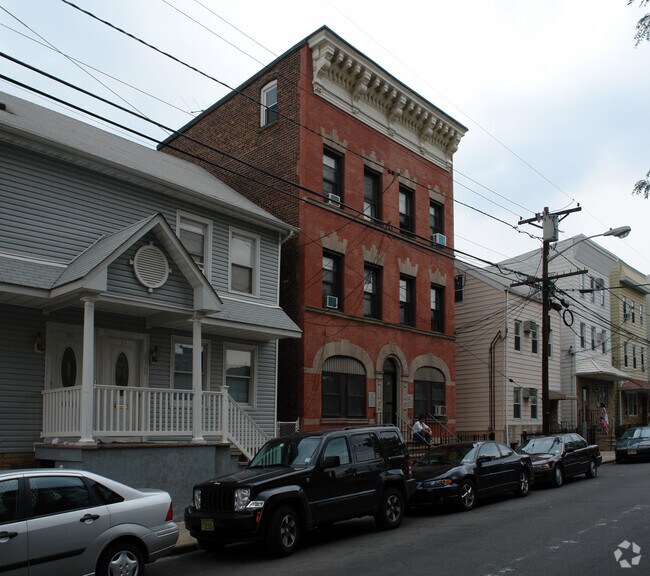 97 Prospect St, Newark, NJ 07105 Apartments Newark, NJ