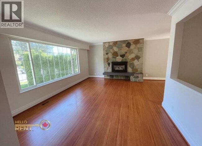 Building Photo - 2520 Derbyshire Way