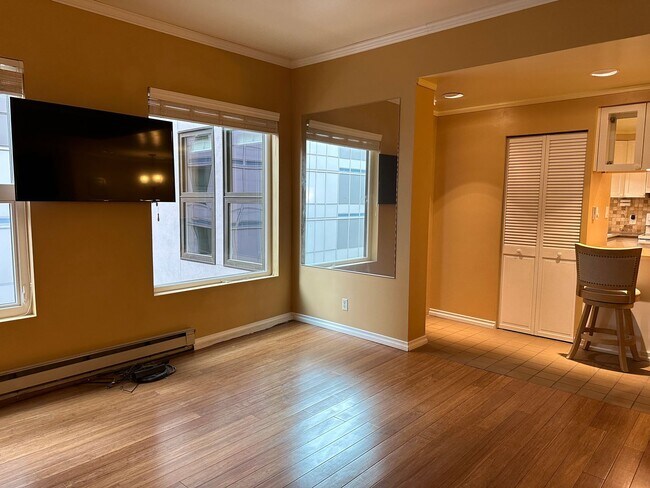 Foto del edificio - 1 Bed/1 Bath -Great Location, Pets welcome!